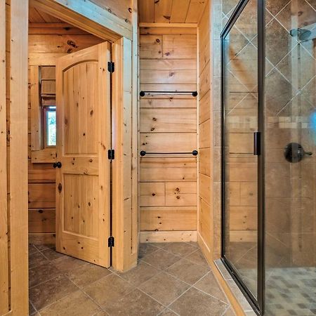 Pigeon Forge Cabin With Brand New Hot Tub And Views! Sevierville Exterior foto
