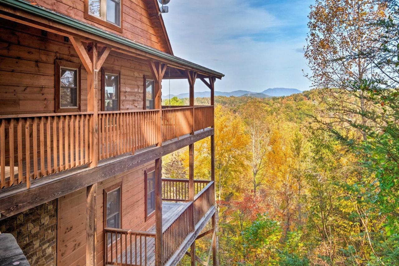 Pigeon Forge Cabin With Brand New Hot Tub And Views! Sevierville Exterior foto