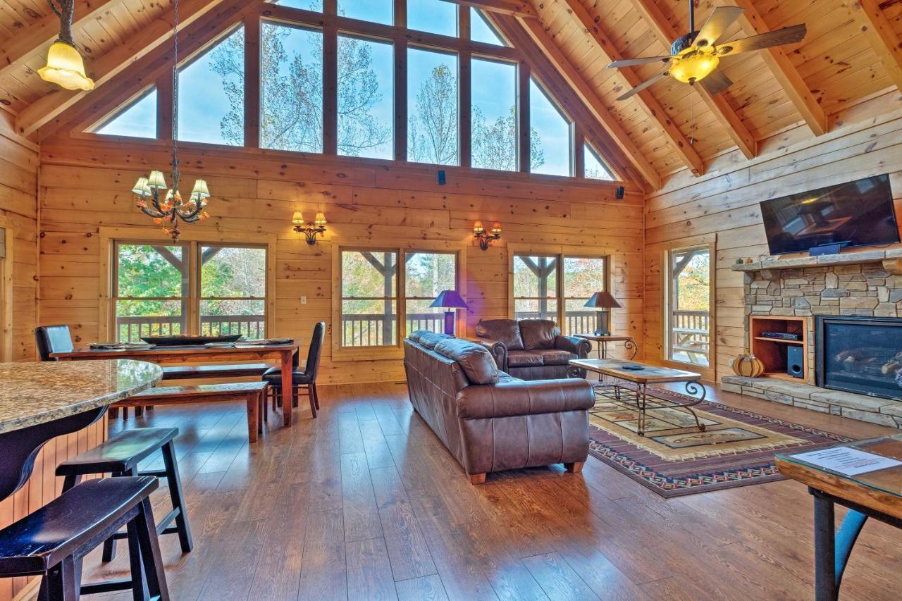 Pigeon Forge Cabin With Brand New Hot Tub And Views! Sevierville Exterior foto